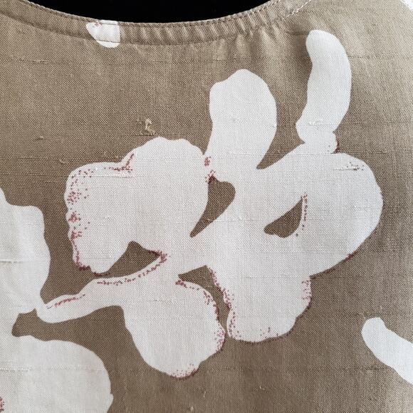 Vintage debra deRoo Silk Taupe and Cream Scoopneck Macro Floral Tank Top Blouse - Picture 5 of 8